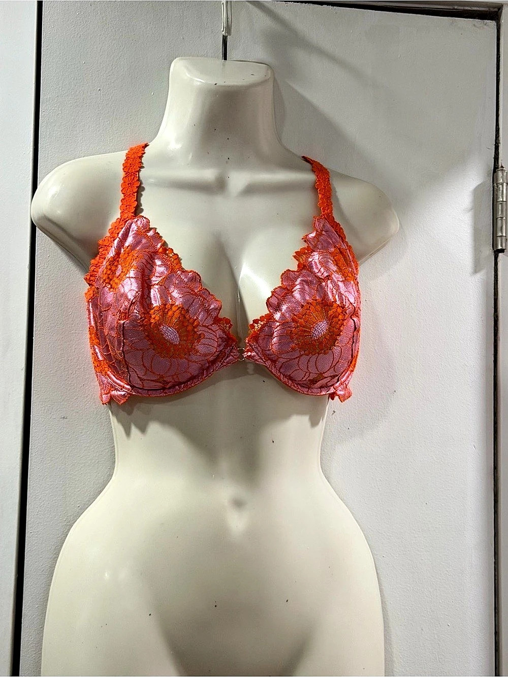 Savage X Fenty Floral Lace Bra in Orange & Pink Size 38DDD